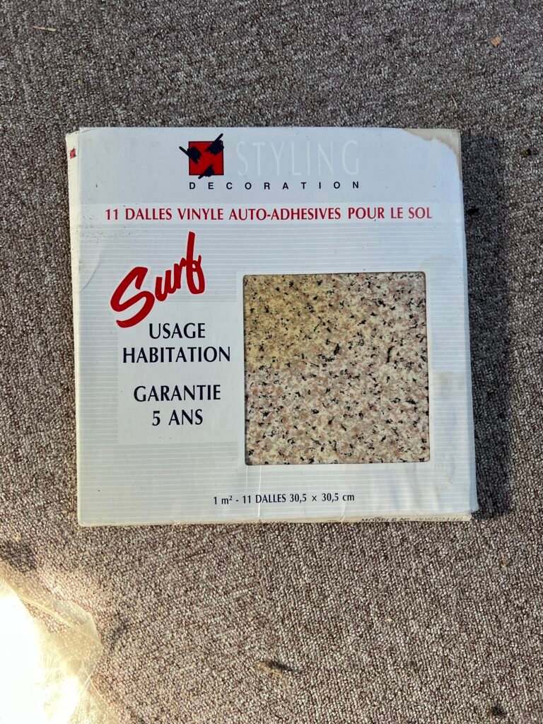 Pack de dalles vinyle auto-adhésives à Herouville-Saint-Clair